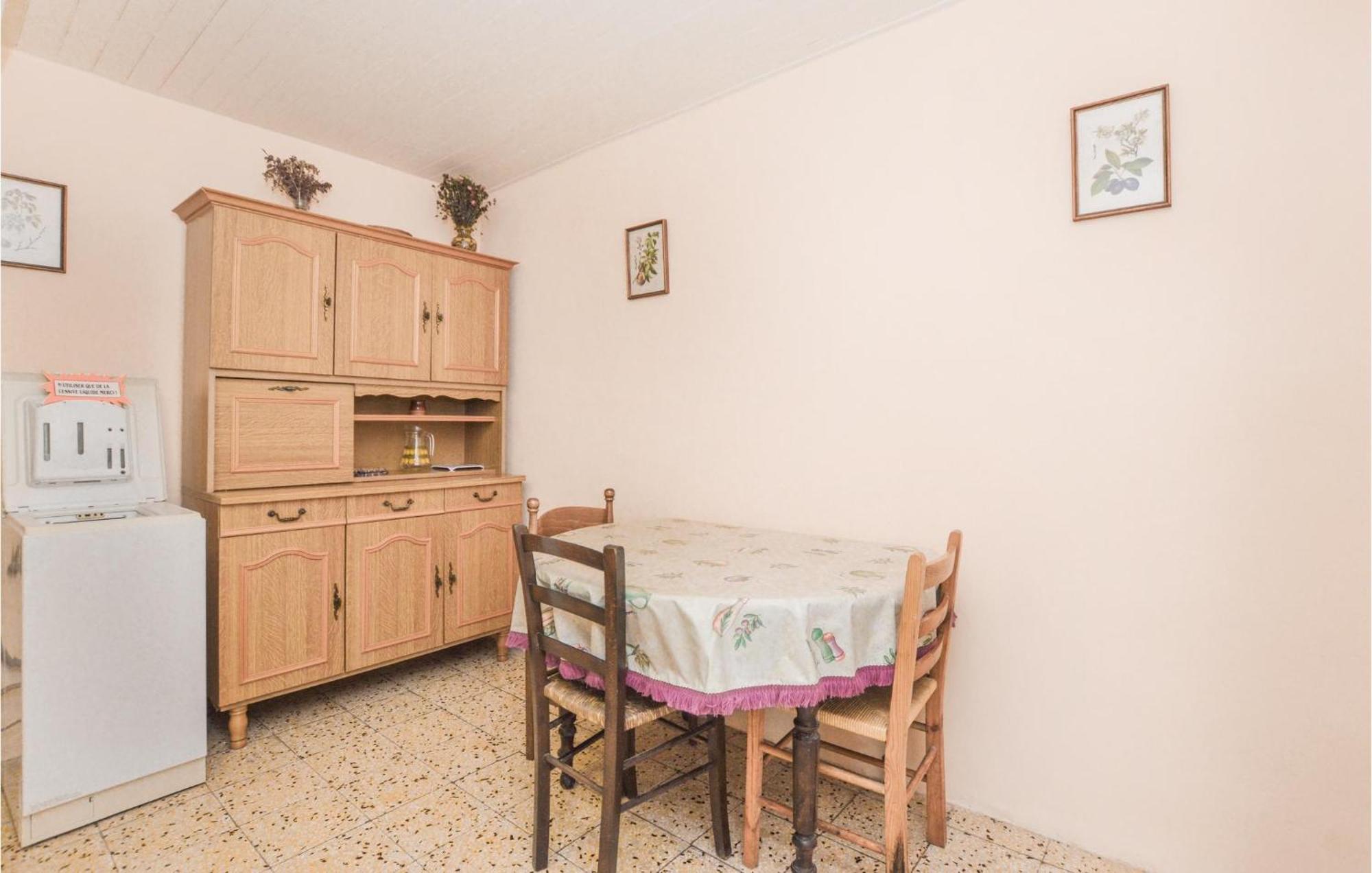 Lovely Apartment In Pietranera With Wifi Exterior photo