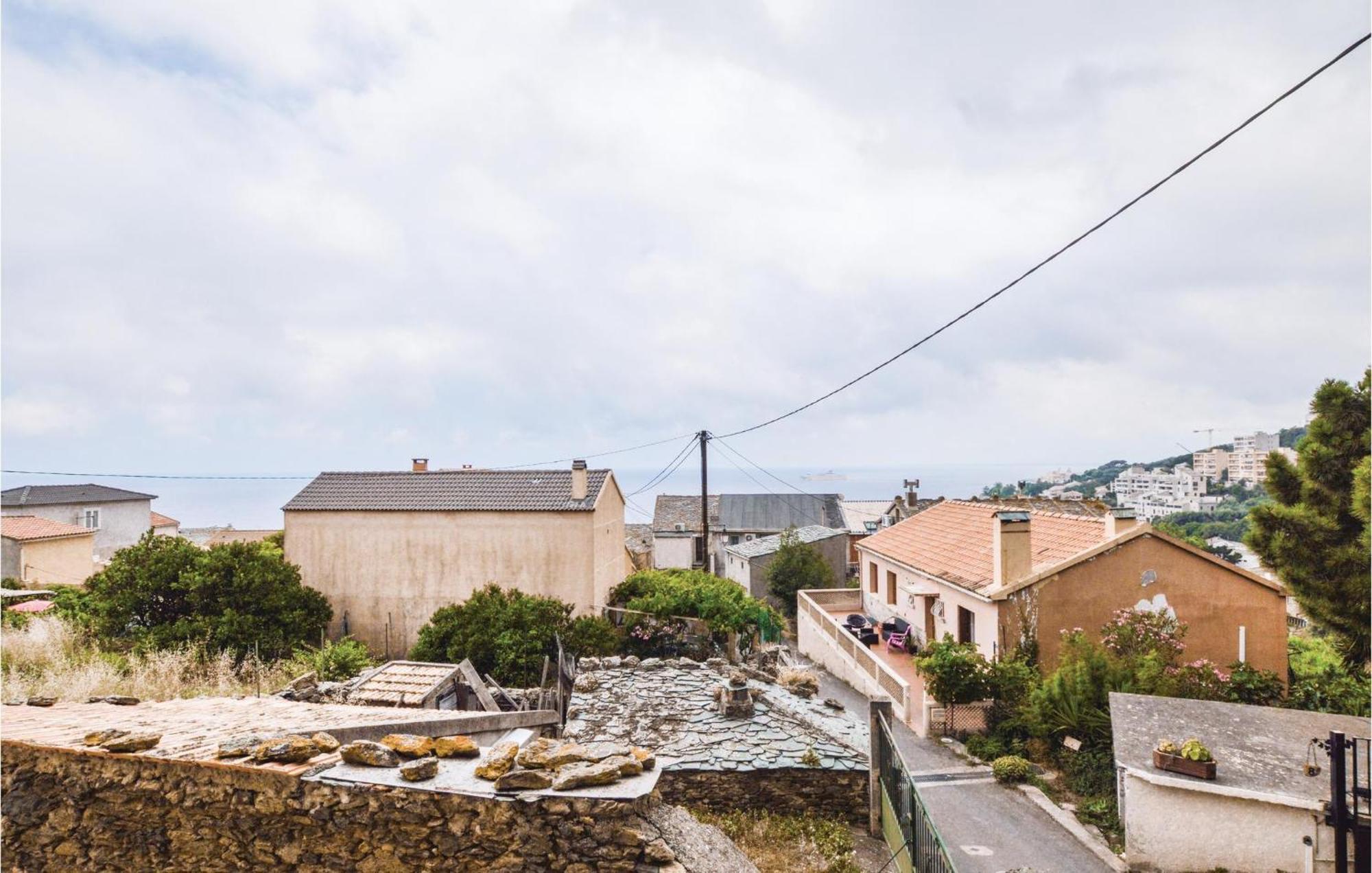 Lovely Apartment In Pietranera With Wifi Exterior photo