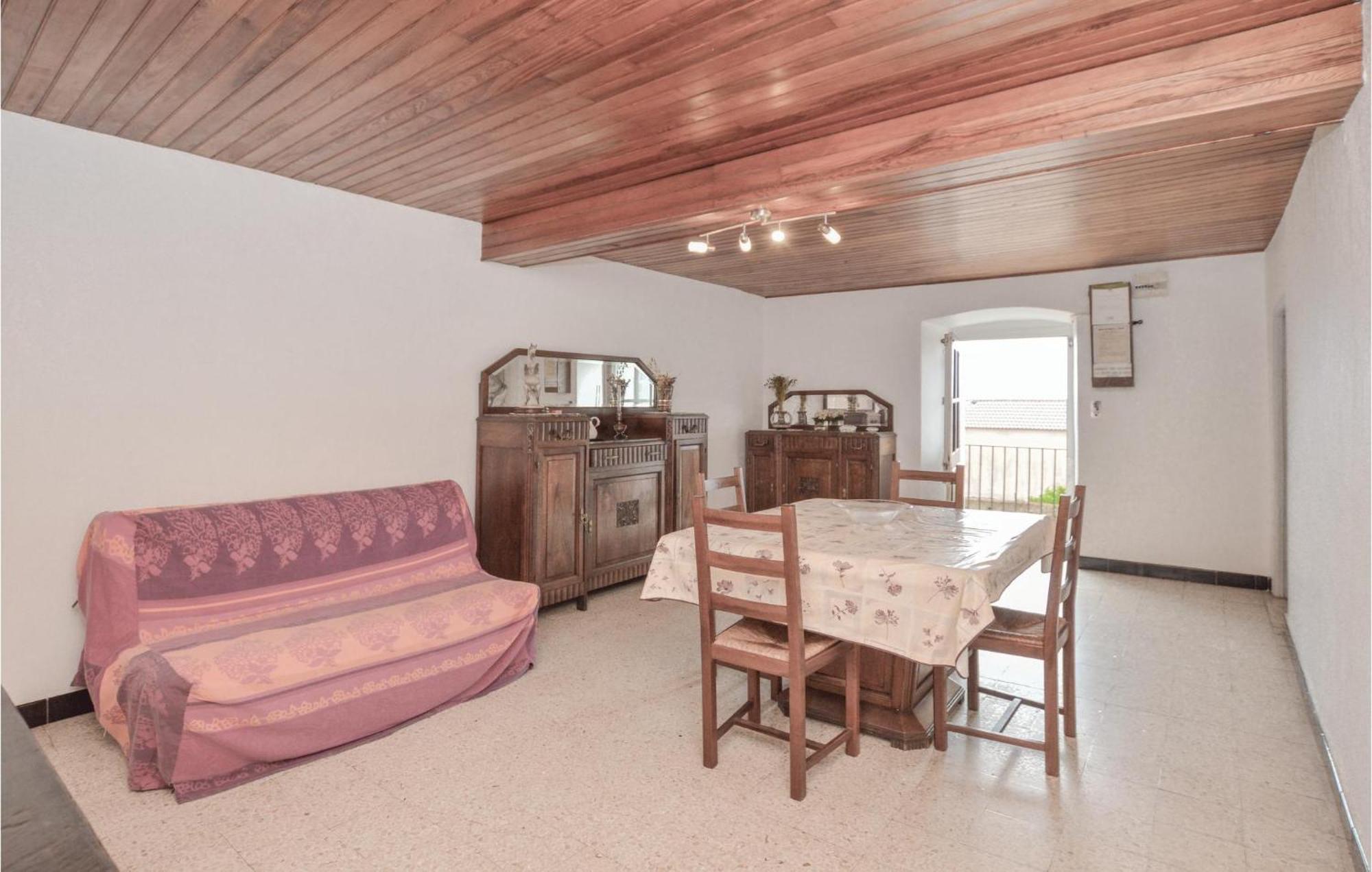 Lovely Apartment In Pietranera With Wifi Exterior photo